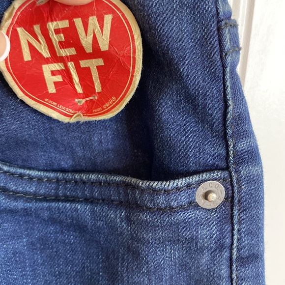 Levi’s Size 12 regular 512 slim taper NW Partial tag - Picture 3 of 8